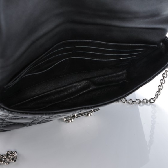 CHRISTIAN DIOR  Patent Cannage New Lock Pouch Black - Picture 4 of 6